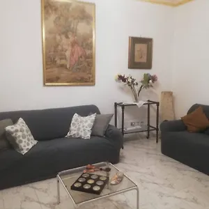 La Casa Di Nonna Lilla Apartament